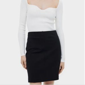 Black pencil skirt 🖤🔥